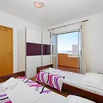 Orange House Apartment Podstrana