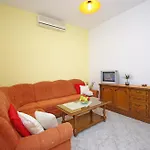 Orange House Apartment Podstrana