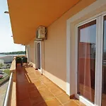 Apartment Orange House Podstrana