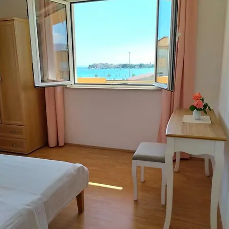 Orange House Διαμέρισμα