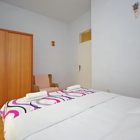 Orange House Apartman *