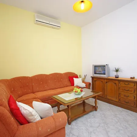 Orange House Apartment Podstrana