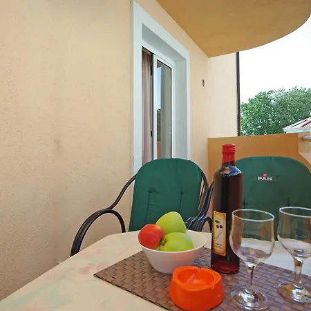 Orange House Podstrana