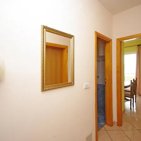 Apartment Orange House *