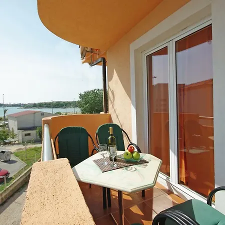 Orange House Apartment Podstrana