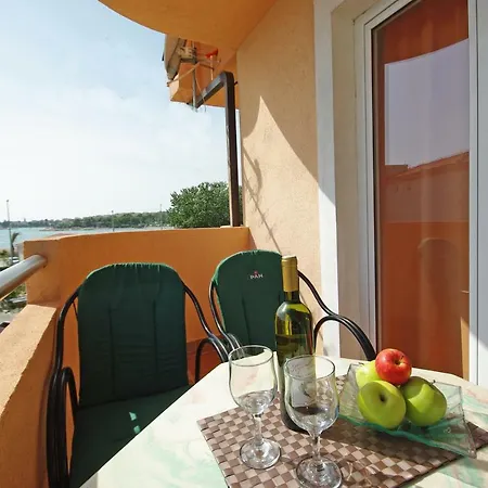 شقة Orange House